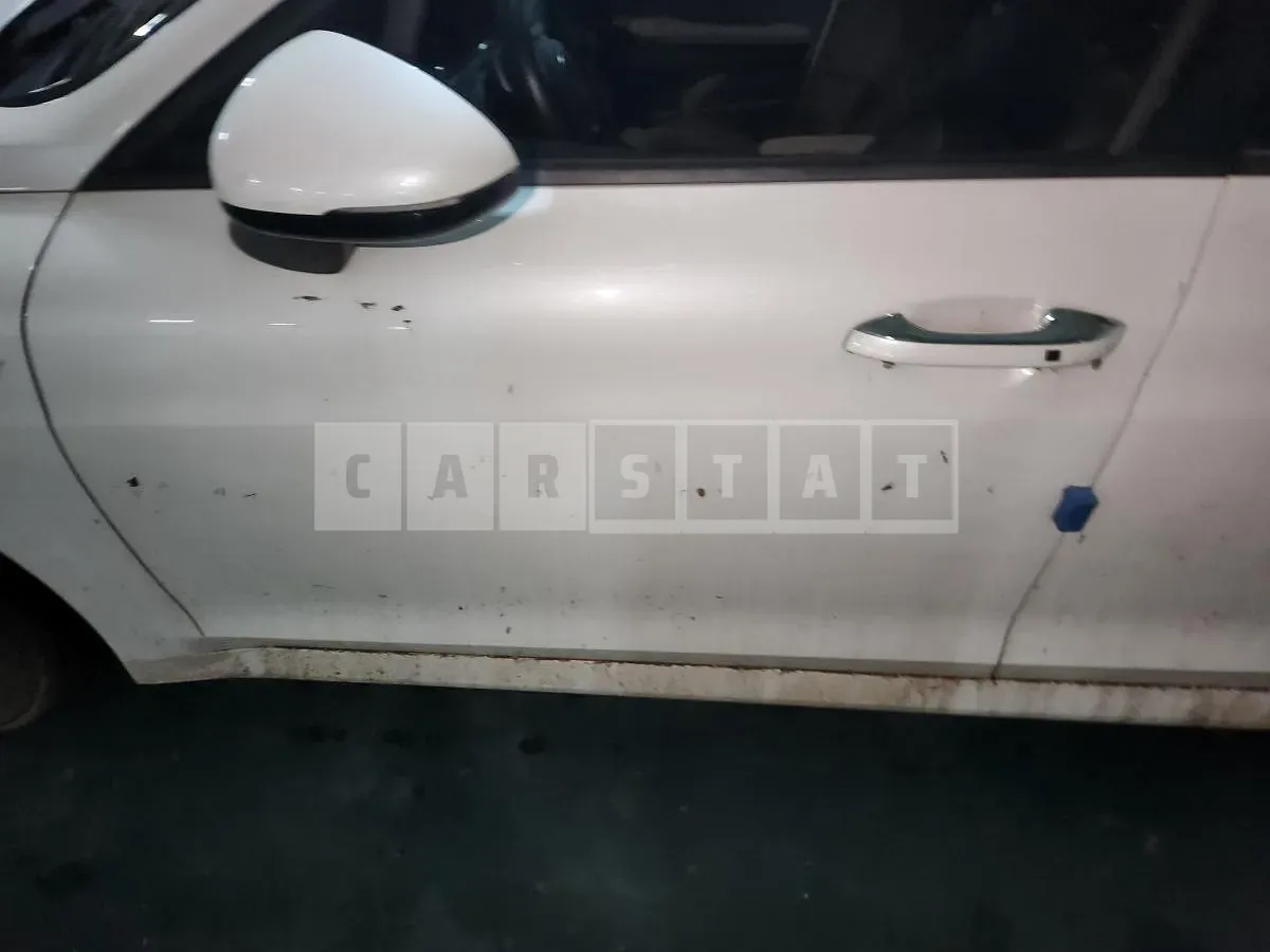 Photo 2 of 13: 2023 Kia K5 2.0 — Korean insurance auction