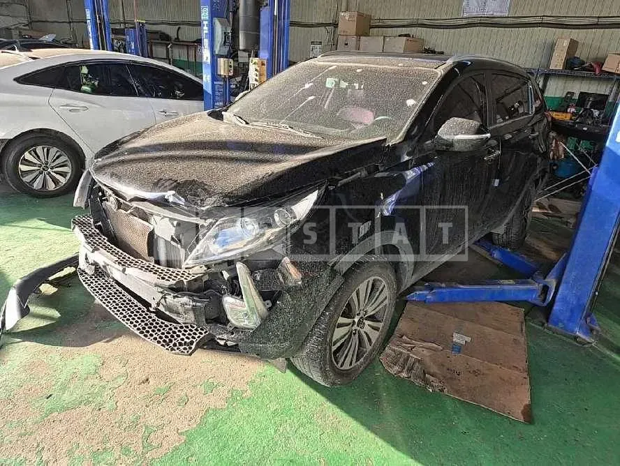 Photo 2 of 7: 2015 Kia Sportage R — Korean insurance auction