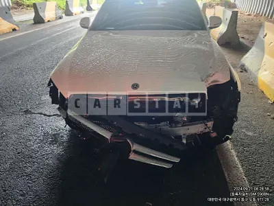 Photo 1 of 19: 2019 Mercedes-Benz C 220d — Korean insurance auction
