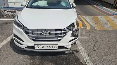 Photo 1 of 6: 2018 Hyundai Tucson, VIN KMHJ281ABJU543905 — Korean insurance auction