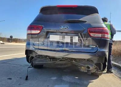 Photo 1 of 2: 2016 Kia Sorento — Korean insurance auction