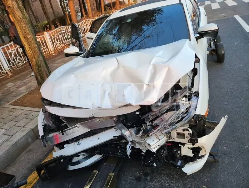 Photo 2 of 5: 2019 Honda Civic Turbo — Korean insurance auction