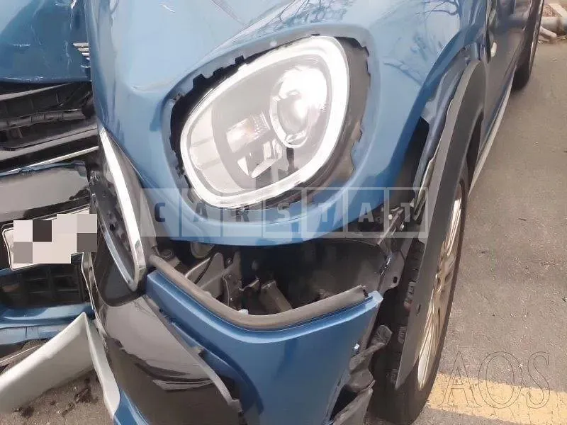 Photo 2 of 22: 2020 MINI Cooper Countryman (18), VIN WMWYX3108L3L37837 — Korean insurance auction