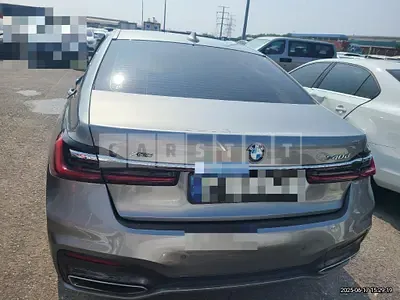 Photo 1 of 31: 2020 BMW 740d xDrive — Korean insurance auction
