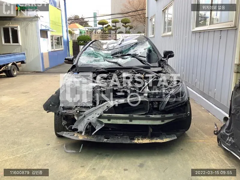 Photo 2 of 12: 2016 Genesis G80, VIN KMHGL41DBHU180819 — Korean insurance auction