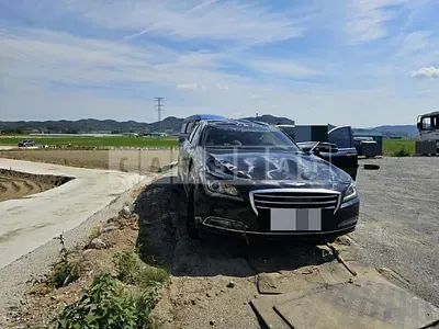 Photo 1 of 7: 2016 Genesis 3.3 — Korean insurance auction