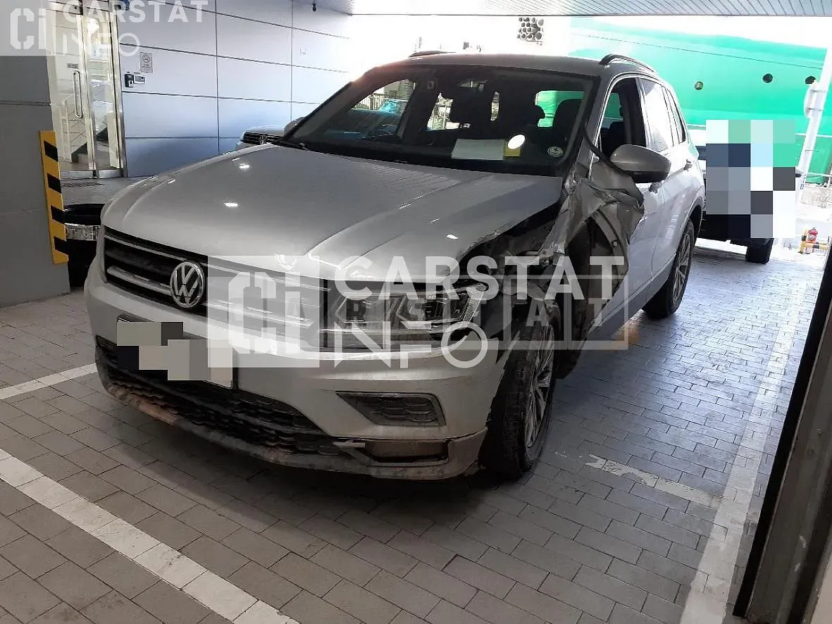 Photo 2 of 10: 2018 Volkswagen Tiguan 2.0 TDI, VIN WVGZZZ5NZJW920664 — Korean insurance auction