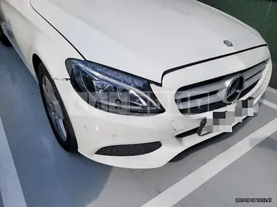 Photo 1 of 31: 2016 Mercedes-Benz C200 d — Korean insurance auction