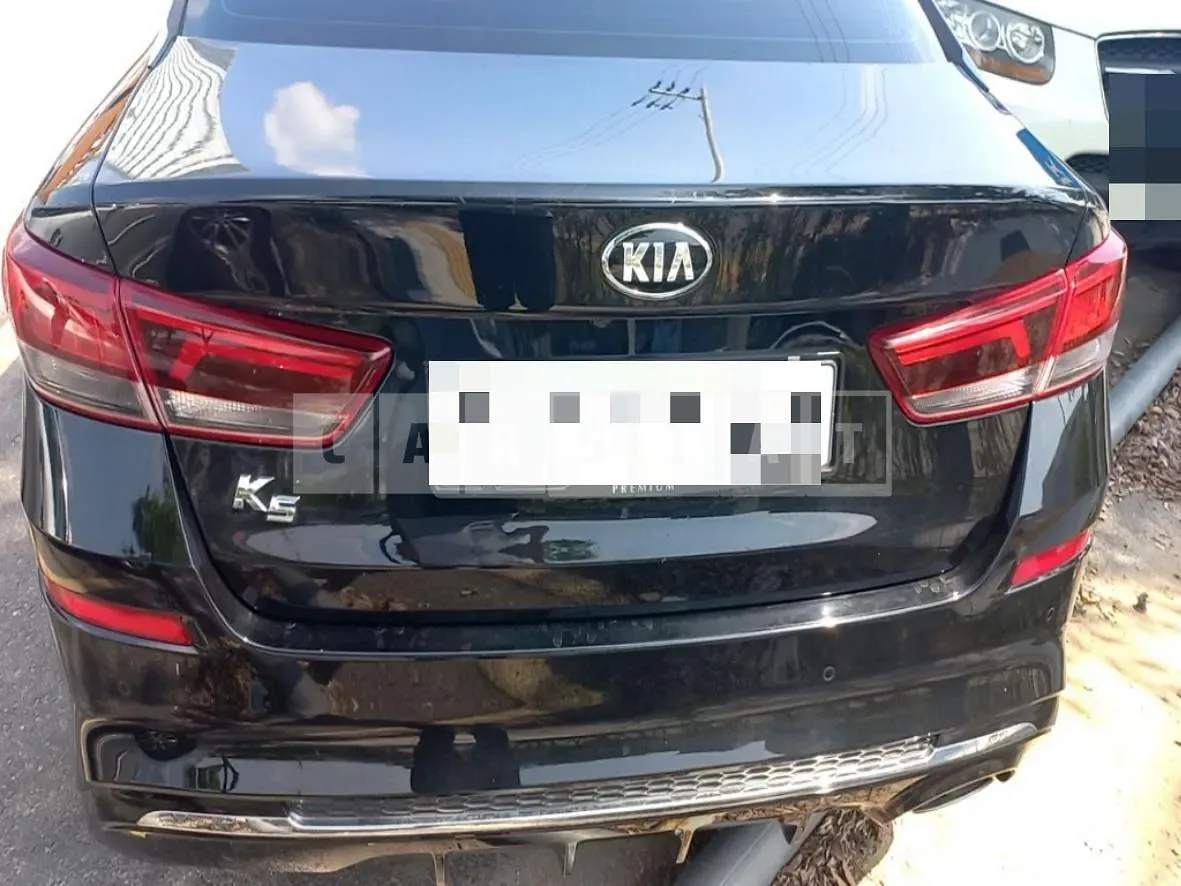 Photo 2 of 26: 2019 Kia K5 2.0 LPI, VIN KNAGW416BLA374772 — Korean insurance auction
