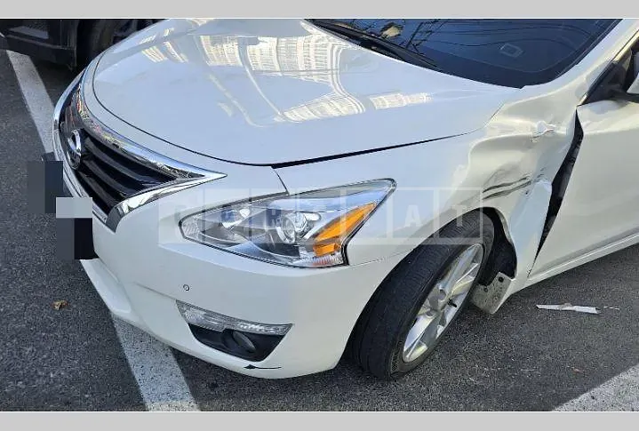 Photo 2 of 5: 2015 Nissan Altima 2.5 — Korean insurance auction