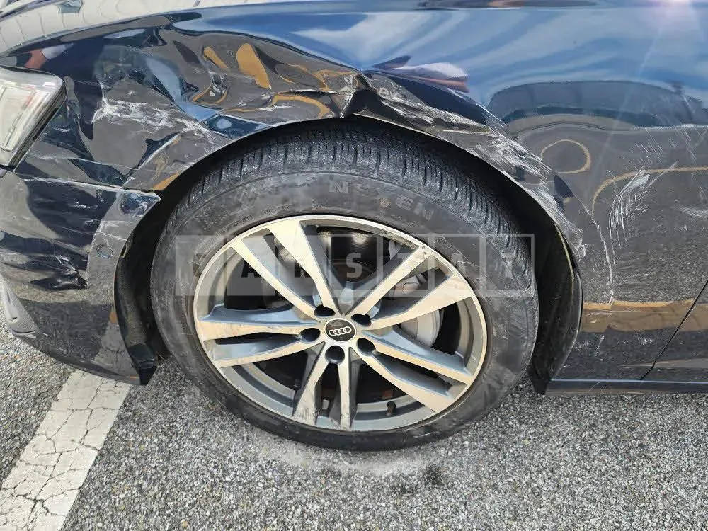 Photo 2 of 21: 2021 Audi A6 45 TFSI quattro, VIN WAUZZZF23MN101436 — Korean insurance auction