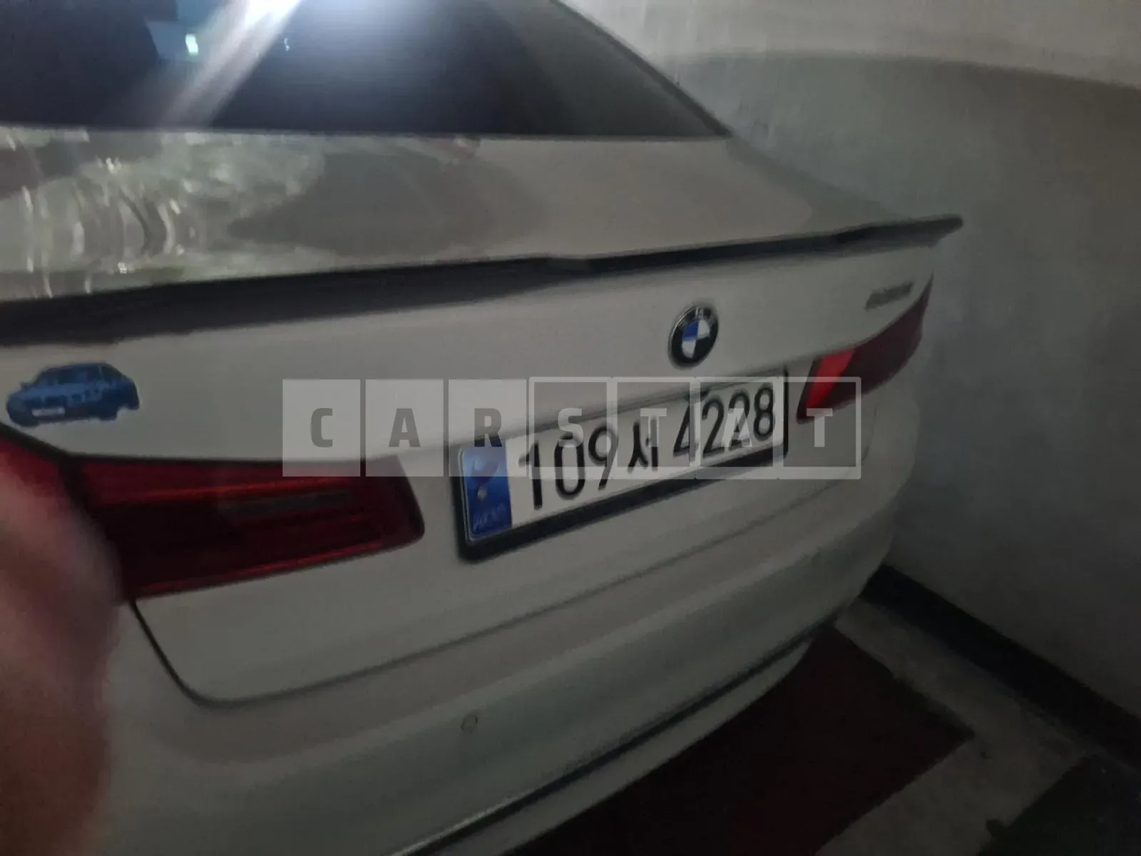 Photo 3 of 3: 2019 BMW 530i, VIN WBAJD310XKWW03091 — Korean insurance auction