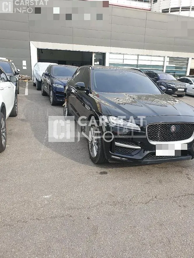 Photo 2 of 10: 2019 Jaguar F-Pace 20d AWD, VIN SADCA2BN2KA369619 — Korean insurance auction
