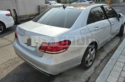 Photo 1 of 17: 2014 Mercedes-Benz E250 CDI 4Matic — Korean insurance auction