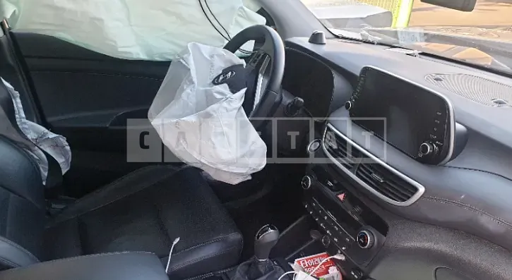 Photo 2 of 4: 2019 Hyundai Tucson, VIN KMHJ581ABKU083924 — Korean insurance auction