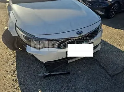 Photo 1 of 14: 2018 Kia K5 — Korean insurance auction