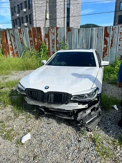 Photo 1 of 6: 2017 BMW 520d xDrive — Korean insurance auction