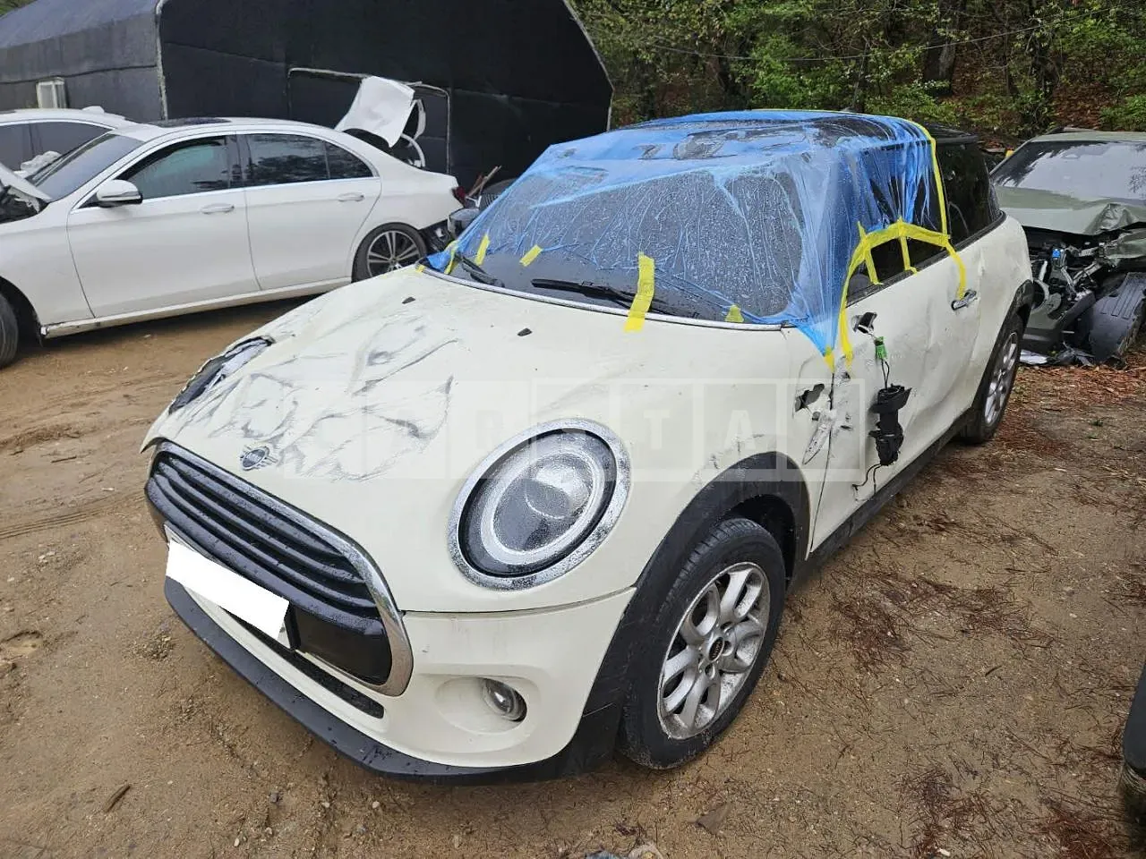 Photo 2 of 19: 2020 MINI Cooper (16 17 18), VIN WMWXR7103L2M70735 — Korean insurance auction