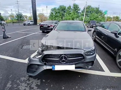 Photo 1 of 13: 2021 Mercedes-Benz E 350 4Matic — Korean insurance auction