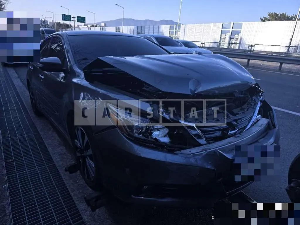 Photo 2 of 16: 2018 Nissan Altima 2.5 — Korean insurance auction