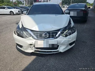 Photo 1 of 13: 2018 Nissan Altima 2.5 — Korean insurance auction