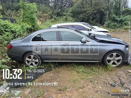 Photo 2 of 10: 2017 Mercedes-Benz E220 d, VIN WDDZF0EB5HA257943 — Korean insurance auction