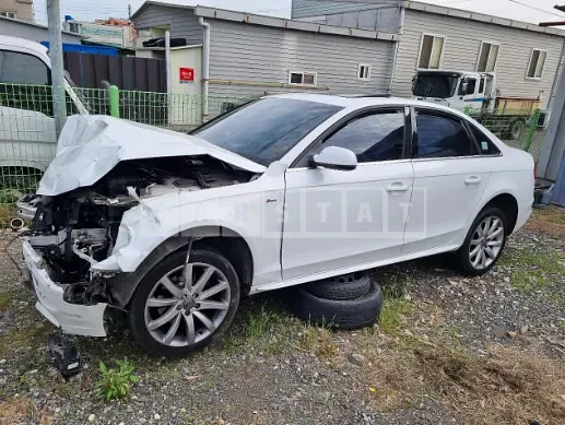 Photo 2 of 10: 2015 Audi A4 35 TDI quattro, VIN WAUZZZ8K6FN040020 — Korean insurance auction