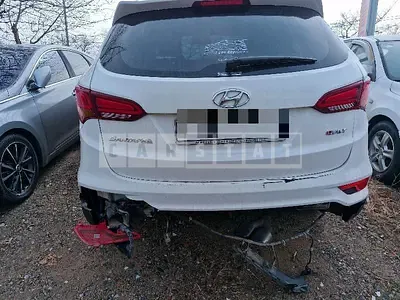 Photo 1 of 20: 2016 Hyundai Santa Fe DM — Korean insurance auction