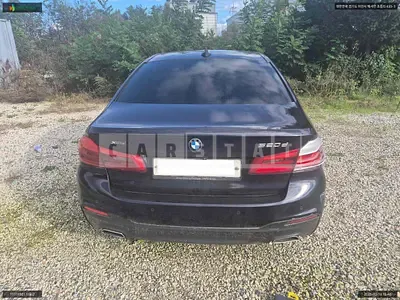 Photo 1 of 14: 2018 BMW 520d xDrive, VIN WBAJC5102JG861841 — Korean insurance auction