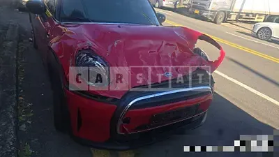 Photo 1 of 16: 2021 MINI Cooper Five-Door — Korean insurance auction