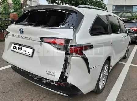 Photo 2 of 41: 2022 Toyota Sienna Hybrid 2WD, VIN 5TDGRKEC1NS091898 — Korean insurance auction