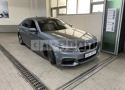 Photo 1 of 50: 2018 BMW 530i, VIN WBAJD3104JB255438 — Korean insurance auction