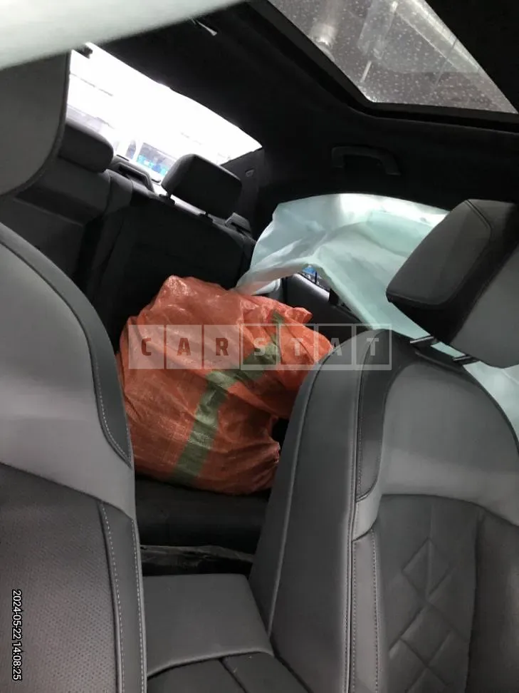 Photo 2 of 27: 2024 BMW i5 eDrive40 — Korean insurance auction