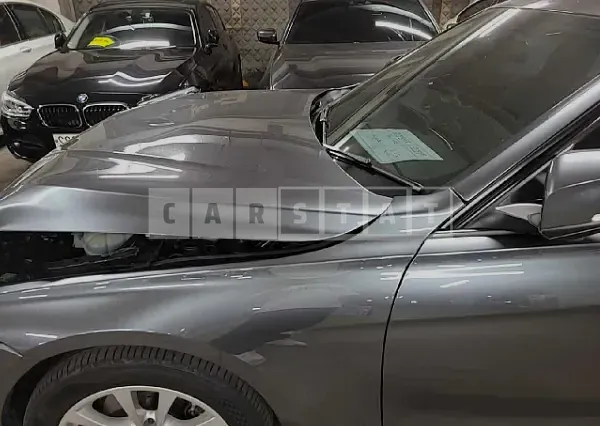 Photo 2 of 9: 2016 BMW 320d, VIN WBA8C5105GK463379 — Korean insurance auction