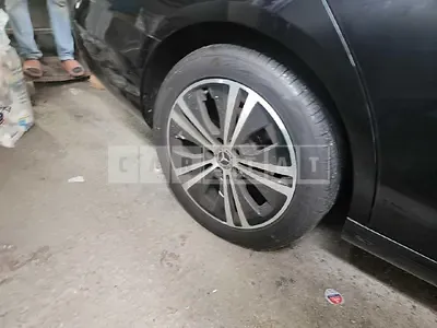 Photo 1 of 3: 2020 Mercedes-Benz (parts) E250 Avantgarde Wheels — Korean insurance auction