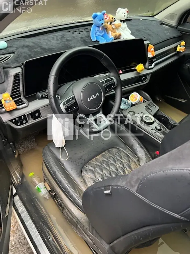 Photo 2 of 3: 2022 Kia Sportage, VIN KNAPX81GBNK018854 — Korean insurance auction