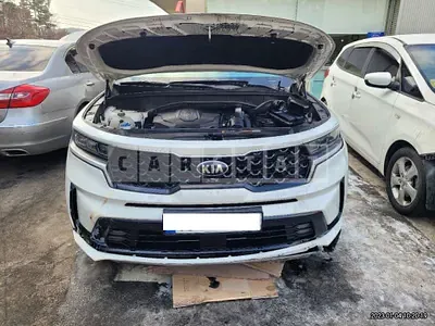 Photo 1 of 32: 2021 Kia Sorento, VIN KNARF81BGMA008445 — Korean insurance auction