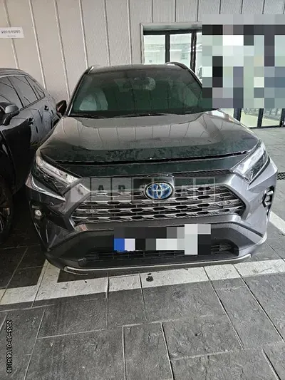 Photo 1 of 18: 2024 Toyota RAV4 Hybrid AWD — Korean insurance auction