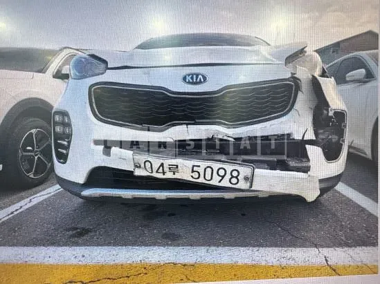Photo 2 of 5: 2018 Kia Sportage, VIN KNAP781ABJK372885 — Korean insurance auction