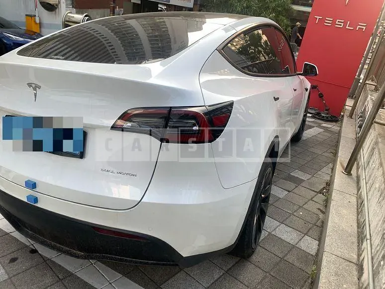 Photo 2 of 35: 2021 Tesla Model Y Long Range — Korean insurance auction
