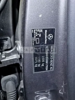 Photo 2 of 12: 2022 Mercedes-Benz GLB250 4Matic — Korean insurance auction