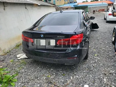 Photo 1 of 9: 2018 BMW 530i xDrive, VIN WBAJD9103JWC82449 — Korean insurance auction