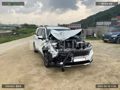Photo 1 of 16: 2023 Kia Carnival Limousine, VIN KNANE813BPS309540 — Korean insurance auction