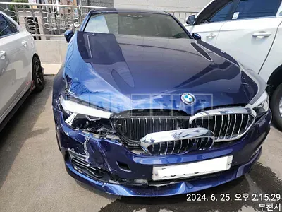 Photo 1 of 26: 2018 BMW 520i, VIN WBAJK7104JBP72364 — Korean insurance auction