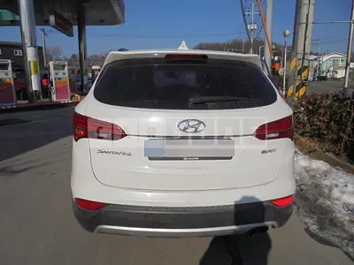 Photo 1 of 6: 2014 Hyundai Santa Fe, VIN KMHSW81UBFU345269 — Korean insurance auction