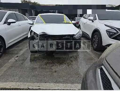 Photo 2 of 15: 2019 Kia Kz — Korean insurance auction