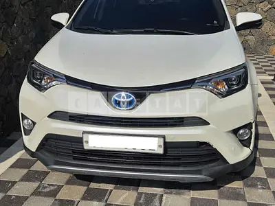2016 TOYOTA TOYOTA LAVE 4 HYBRID