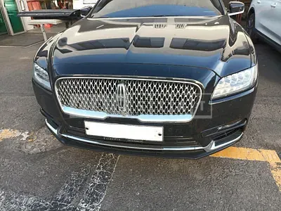 Photo 1 of 36: 2017 Bentley Lincoln Continental, VIN 1LN6L9NCXH5614170 — Korean insurance auction