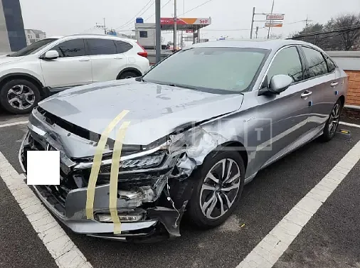 Photo 2 of 14: 2019 Honda Accord Hybrid, VIN 1HGCV3690KA512079 — Korean insurance auction