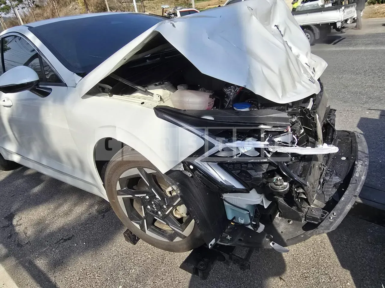 Photo 2 of 10: 2024 Kia K5, VIN KNAG341ABRA265938 — Korean insurance auction